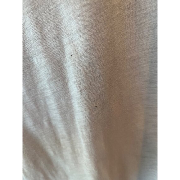 Disney Parks Halloween 2017 Shirt L Beige With Black Bats Print Walt Disney Worl - Picture 9 of 9